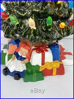 14 Lighted Ceramic Christmas holiday Tree VTG 1980 WORKS Presents base