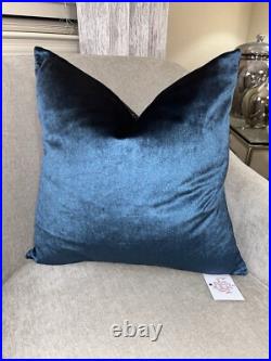 2-nwt Caldeira Vintage Christmas Tree Holiday Decorative Pillows