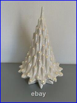 20 Vintage Modern White Iridescent Ceramic Christmas Tree W Bulbs & Base EXC