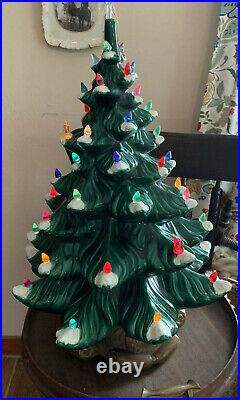 23 Vtg 1979 Green Lighted Atlantic Mold Ceramic Christmas Tree WithBase Flocked