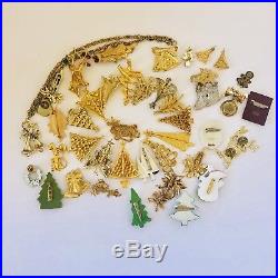 40 Pc Vintage Christmas Tree Rhinestone Brooch Jewelry Book Piece Quality Signed