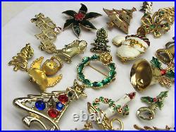 40 Vintage Christmas Brooch Lot Gold Tone Tree Angel Santa Sleigh Holly Wreath