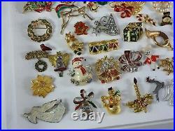 55 Vintage CHRISTMAS Holiday Jewelry Lot Brooches Pins Trees Rhinestone Wreath