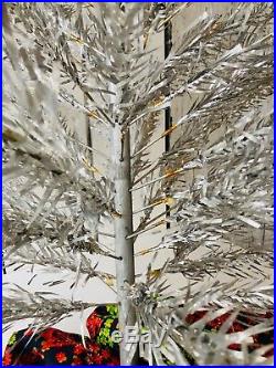 60s Vintage SPLENDOR Aluminum Christmas Tree 6.5 Tall Curled & Twisted Branch