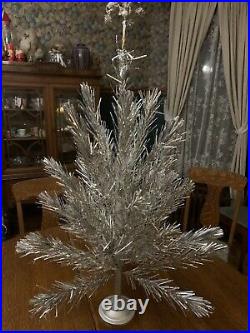 Angel Pine VINTAGE 3 ft ALUMINUM CHRISTMAS TREE 45 Branches