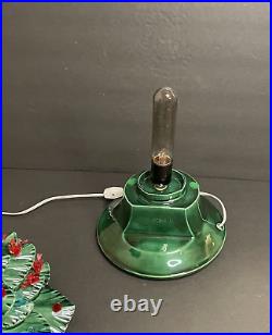 Arnels Vintage Ceramic Christmas Tree Mold Lamp Lighted Base Signed Holiday 19