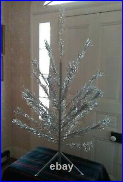 Authentic Vintage 4.5 Ft Silver Aluminum Christmas Table Top Tinsel Tree, USA