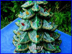 Beautiful Top Quality Heavy 1983 Crame Mold 19x15 Vintage Ceramic Christmas Tree