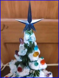 Beautiful Vintage Atlantic Mold 17 Flocked Ceramic Musical Christmas Tree NICE