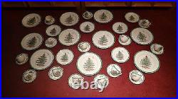 Beautiful Vintage Spode Christmas Tree Dinnerware Collection 44 piece set