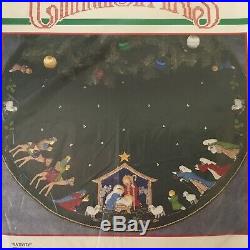 Bucilla Christmas Nativity Felt Tree Skirt Kit VINTAGE 82623 RARE Green Felt