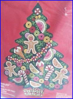 Bucilla SUGAR PLUM TREE Felt Christmas Wall Hanging Kit-Vintage 2830 Unopened