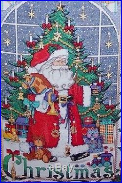 Bucilla Vintage SANTA CHRISTMAS ADVENT CALENDAR WITH CHARMS CCS Kit Tree 83698