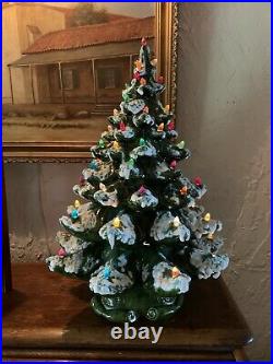 Ceramic Christmas Tree 1974 Atlantic Mold Snow Flocked Vintage 23H