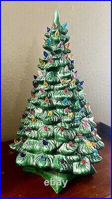 Ceramic Christmas Tree Holland Mold 20 With Base Light-Up Vintage 1970's