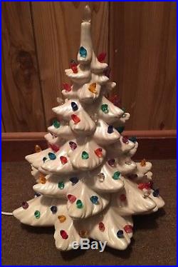 Ceramic Christmas Tree WHITE Atlantic Mold Vintage 14 Pearl Iridescent with light