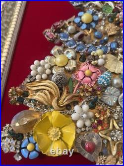 Costume Jewelry Christmas Tree 1970's Vintage (lights Work)