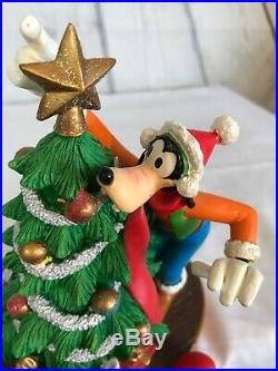 DISNEY Goofy Christmas Stocking Holder Hanger Decorating Tree Star Bow VTG RARE