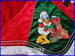 Disney Park Mickey Mouse And Friends Christmas Tree Skirt Large Rare Vintage