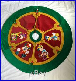 Disney Store Vintage Christmas Tree Skirt Mickey Donald Goofy Pinocchio