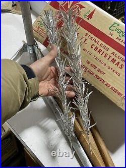 Evergleam 55 Branch Stainless Aluminum 4 Foot Christmas Tree In Box Vintage 1950