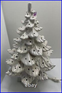 Gorgeous Vintage Ceramic Lighted Tree White 16 Inches Tall Has 68 Bulbs Included