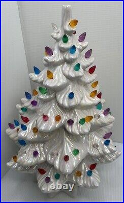 Gorgeous Vintage Ceramic Lighted Tree White 16 Inches Tall Has 68 Bulbs Included