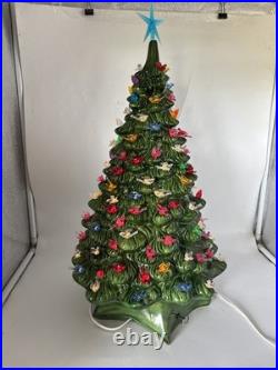 Handmade Vintage Large Ceramic Green Christmas Tree 20x12 musical base 1981 Read