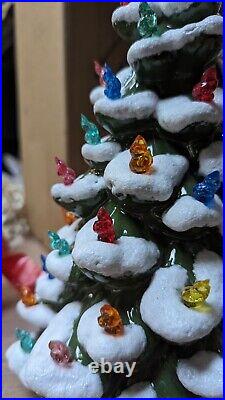 Holland Mold Ceramic Christmas Tree 12 Tall With Base Tested & Lights Up Vintage