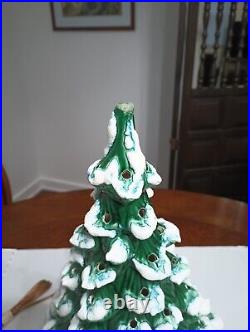 Holland Mold Christmas Tree Ceramic 1976 Vintage RARE 19 with Music Box? CLEAN