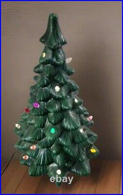 Large Vintage Ceramic Christmas Tree With Base 18 Works Tested