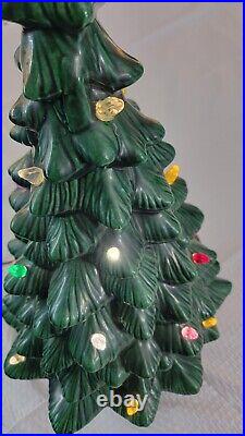 Large Vintage Ceramic Christmas Tree With Base 18 Works Tested