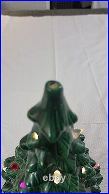 Large Vintage Ceramic Christmas Tree With Base 18 Works Tested