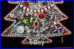 LargeVINTAGEFramedJEWELRY Christmas TREERhinestones COSTUME Beads PEARLS