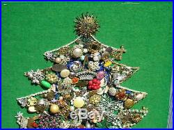 Lovely Vintage Jewelry Christmas Tree Mid Century Moderm Pins Pearls
