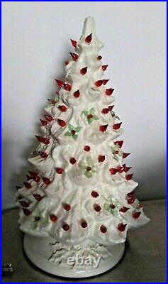 NOWELL'S MOLDS Ceramic Christmas Tree Lighted Vintage 18Tall witho Star 1980
