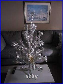 Nice Vtg 3 1/2 Ft Retro Silver Sparkler Pom Pom Stainless Aluminum Xmas Tree