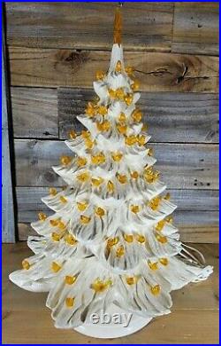 Nowell Mold Ceramic Lighted Christmas Tree 18 Bird Lights 3 Piece Vintage Retro