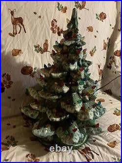 RARE Vintage Snow Flocked Ceramic Christmas Tree 19 H HARDEST TO FIND L@@K