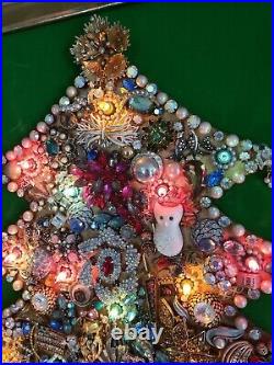 STUNNING LIGHT UP Vintage Christmas Tree Brooch Framed Jewelry Art Handmade