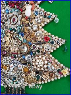 STUNNING LIGHT UP Vintage Christmas Tree Brooch Framed Jewelry Art Handmade