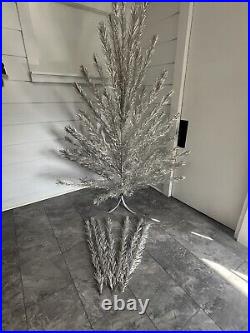 Silver Glo Aluminum Stainless Metal Christmas Tree Vintage 7'Sixty's