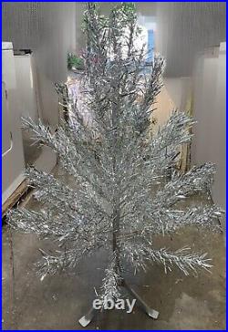 Star Brand Sparkler Silver Aluminum 4.5 Foot Christmas Tree Vintage In Box