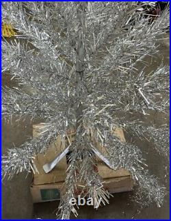 Star Brand Sparkler Silver Aluminum 4.5 Foot Christmas Tree Vintage In Box