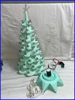 TURQUOISE Vintage ATLANTIC MOLD Ceramic 24 CHRISTMAS TREE Unique Color & Lights