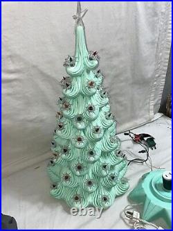 TURQUOISE Vintage ATLANTIC MOLD Ceramic 24 CHRISTMAS TREE Unique Color & Lights