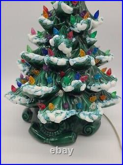 Unmarked Beautiful Vintage Ceramic Flocked Green Christmas Tree 19 Light Up