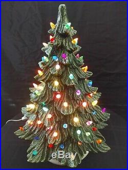 VINTAGE 18 CERAMIC LIGHTED CHRISTMAS TREE WithMUSICAL BASE