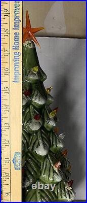VINTAGE 19 1980's CLASSIC LIVING LIGHTED CERAMIC CHRISTMAS TREE WithBASE