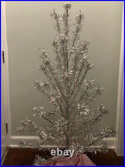 VINTAGE 1950s 5 ft. SILVER ALUMINUM TINSEL CHRISTMAS TREE withPOM POMS